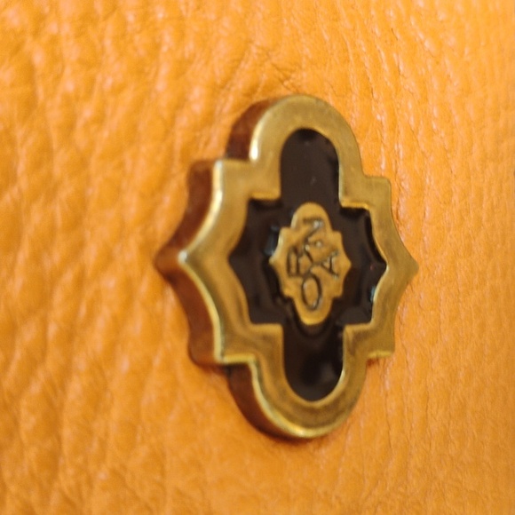 orYANY Orange Leather Shoulder Bag/Crossbody - Picture 8 of 9